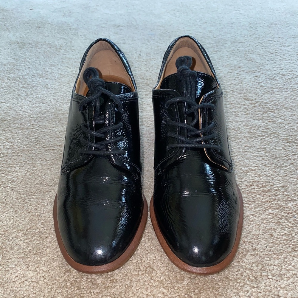 Söfft Women’s Oxfords with Heel